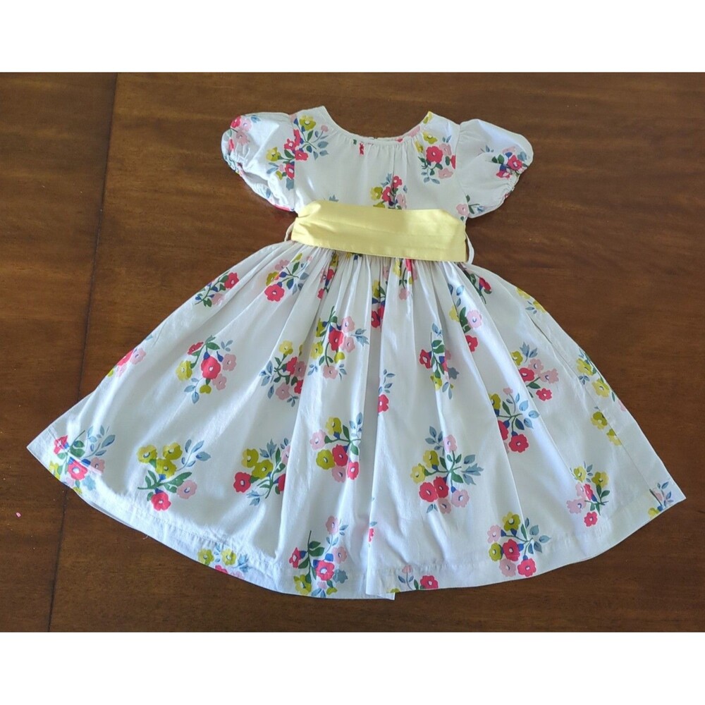 Mini Boden Vintage-style Sash Dress in the Soft Ivory Lemon Floral size 5/6 EUC